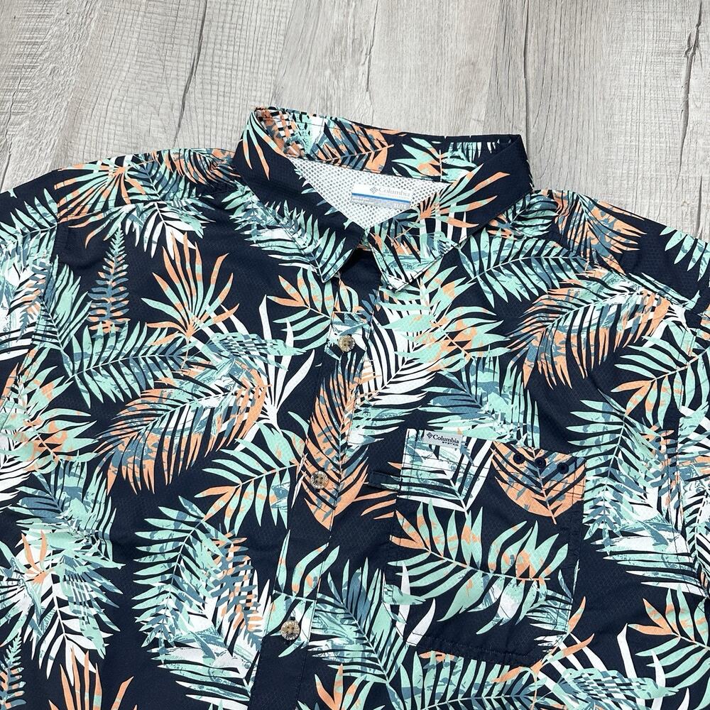 Columbia PFG Shirt Mens XL Blue Hawaiian Fishing Short Sleeve Button Up Vented
